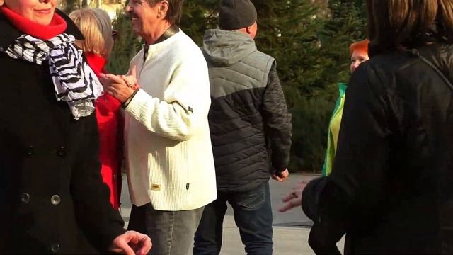 Красавчик милый мой!!!Танцы в парке Горького,апрель 2021. смотреть онлайн