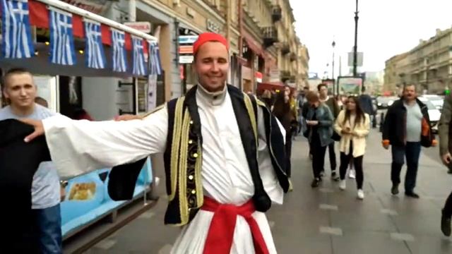Греческий танец на Невском !! смотреть онлайн