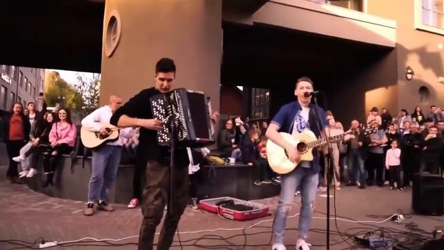 Круто завели толпу! Гитара с нуля Ft. Хижина Музыканта - Лесник (КиШ)