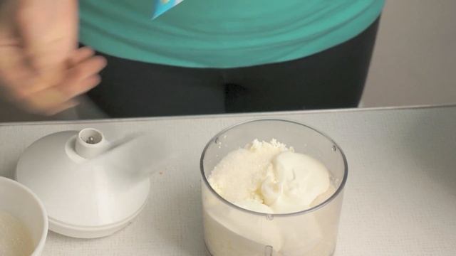 Сборка бисквитного торта со сливочным кремом и вишнями. Рецепт сливочного крема смотреть онлайн