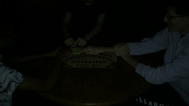 3AM OUIJA BOARD CHALLENGE(Ft. Karl Marx) смотреть онлайн