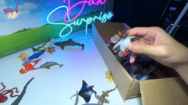 Plastic Sea Animals - Goblin Shark Lobster Crab Turtle Eel Fish Jellyfish Seahorse Sea Dragon смотреть онлайн