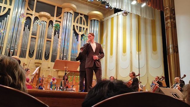 Тенор VS Баритон. Самарская Филармония. 28.12.22. Дорога без конца. Иван Ожогин. смотреть онлайн