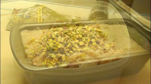 Холодные закуски мясные:Террин из курицы с фисташками под сырной корочкой смотреть онлайн