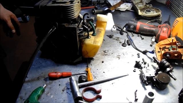 Замена всего, в кусторезе STIHL FS 400 разборка и сборка кустореза смотреть онлайн