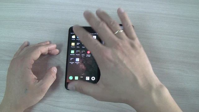 Xiaomi MI6 Vs Samsung S20FE Два отличных телефона.