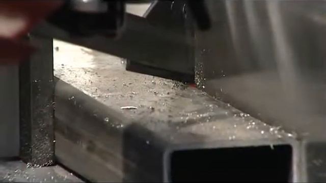Bomar - станок ленточнопильный мод. Ergonomic 290.250DGA