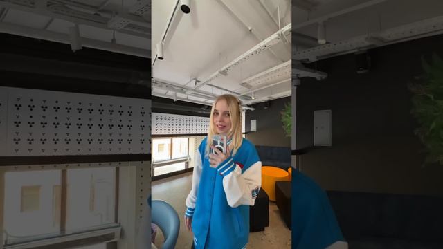 Чей дуэт круче? #likee #a4 #тикток смотреть онлайн