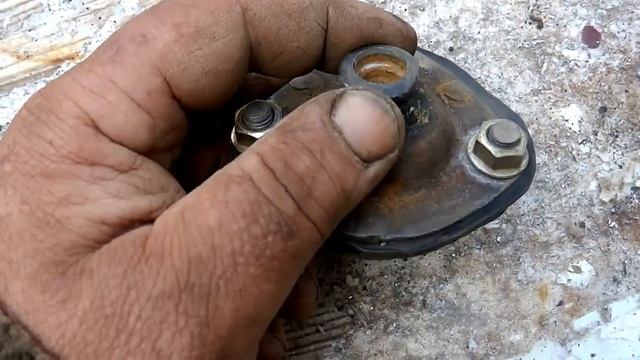 Дождеватель из шаровой опоры на трубе - эксперимент смотреть онлайн