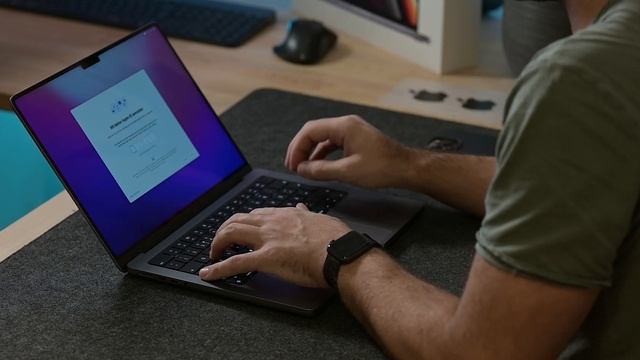 MacBook Pro M1 Pro 14 Zoll 2021 Space Grey - erster Eindruck смотреть онлайн