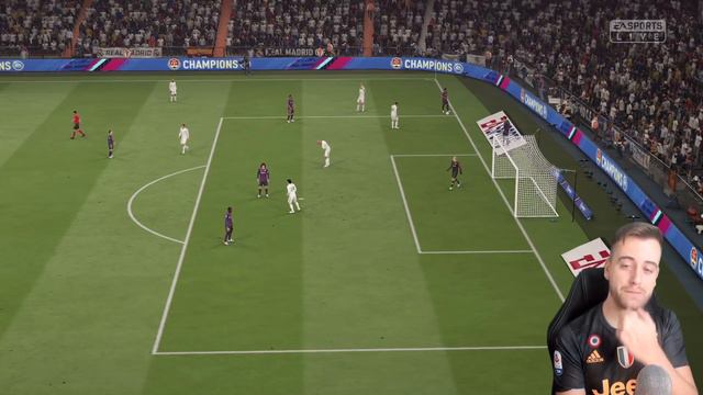 Real Madrid de los Galácticos VS FC Barcelona de Guardiola | FIFA 19 EPIC MATCHES смотреть онлайн