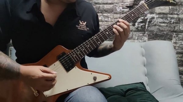 Gibson Explorer Limited 2000 - Metal Test