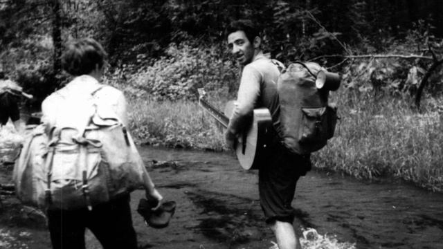 Валентин Вихорев "Спелым колосом лето клонится..." Памяти Арика Круппа смотреть онлайн