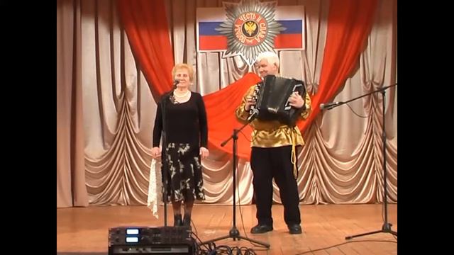 Валентина Лисничук.  1). КАК В МОСКВУ НА СЪЕЗД Я УЕЗЖАЛА.  2).  ЧАСТУШКИ.