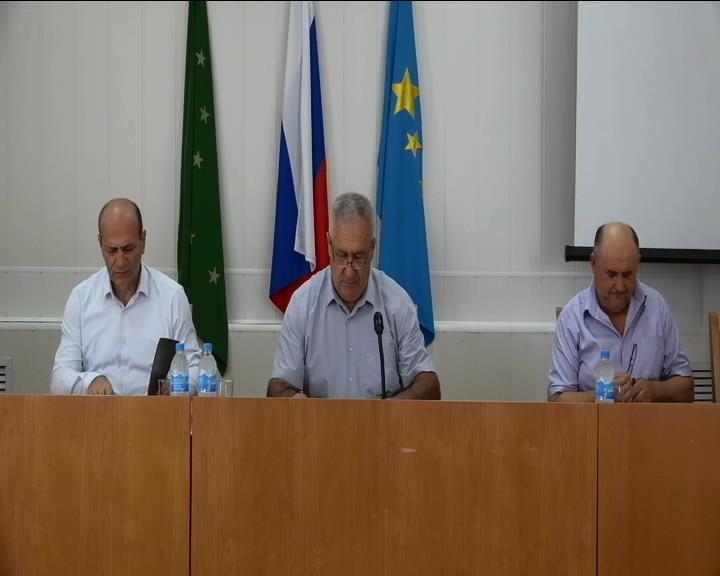 13 внеочередная сессия Совета народных депутатов смотреть онлайн