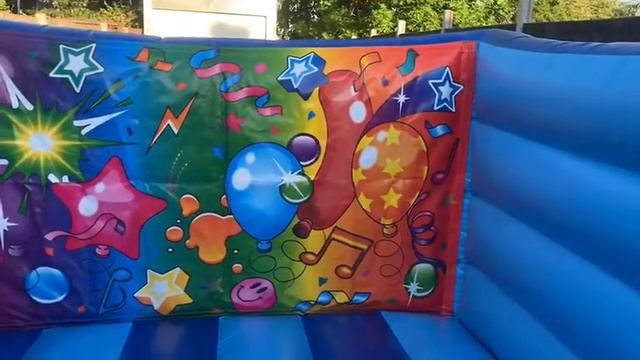 Low Height Party Time Bouncy Castle смотреть онлайн