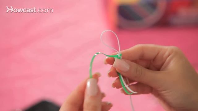 Make a Butterfly Friendship Bracelet | Bracelet Patterns смотреть онлайн