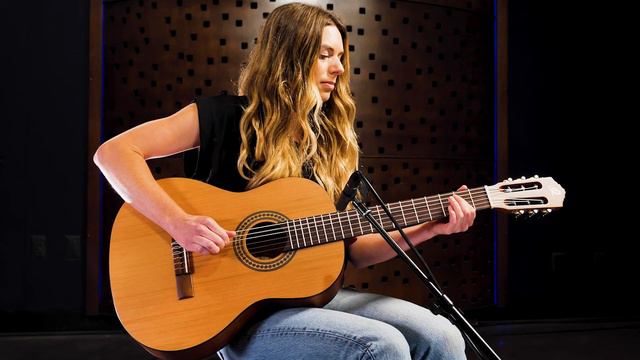 Student Full Size Guitar by Ortega Guitars - Cedar Top - RSTC5M смотреть онлайн