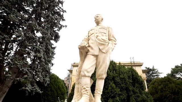 The Stalin Museum смотреть онлайн