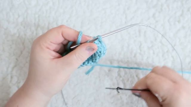 Узор спицами. Шикарные и самые простые косы для снудов, шапок и шарфов. Мастер класс. смотреть онлайн