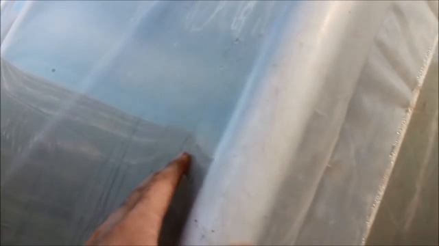 Крепление пленки в торцевой части теплицы , меняем канат смотреть онлайн