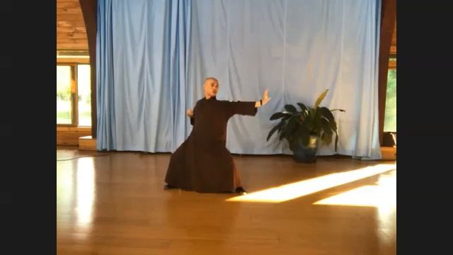 Introductory Qi Gong 1/5 with Brother ManTue (BCM) смотреть онлайн
