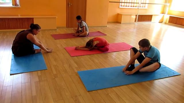 Искусство йоги - быть красивым и здоровым - в словах, поступках, мыслях и с лица смотреть онлайн