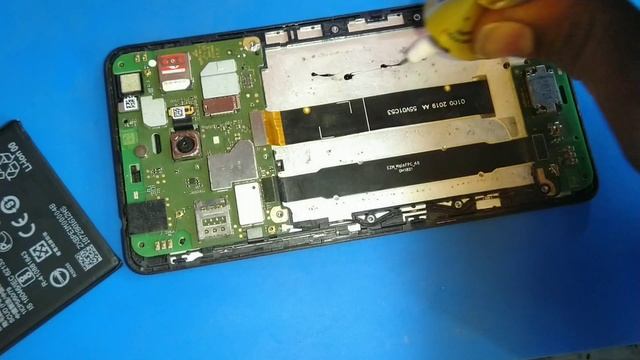 nokia 2.1 battery replacement ! Battery not charging problem смотреть онлайн