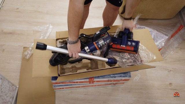 Распаковка и типа обзор)) беспроводного пылесоса Jashen S18. смотреть онлайн