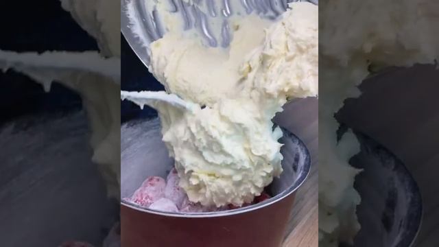 Чизкейк наоборот с клубникой / Cheesecake on the contrary with strawberries смотреть онлайн