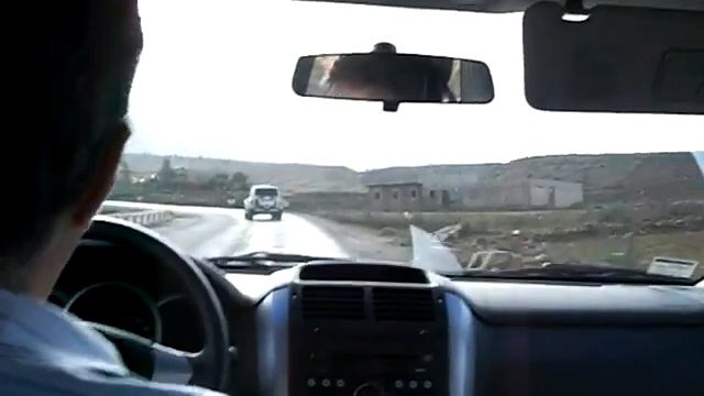 Suzuki Vitara climbing the Atlas, subindo al Atlas, subindo o Atlas смотреть онлайн