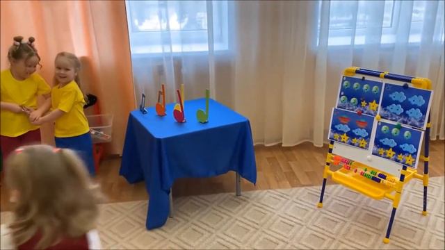 Играем в детский сад. Я - музыкальный руководитель. Участник № 1 смотреть онлайн