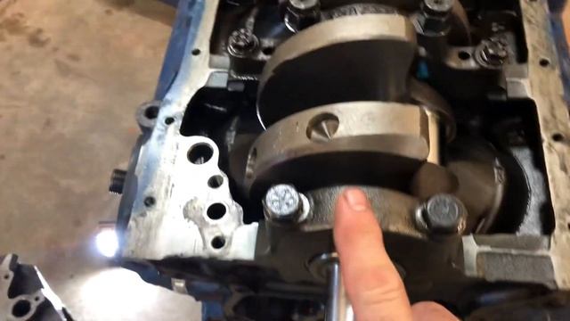 The 4 different factory versions of the Ford 302 смотреть онлайн