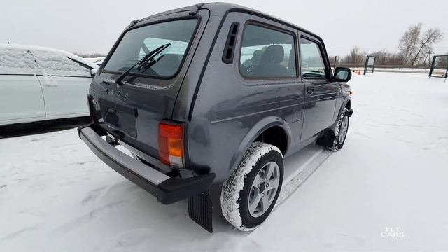 Нива 2121 похорошела. новый серый цвет Dark Gray. Lada Niva Legend. смотреть онлайн