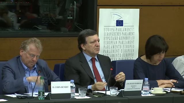 Romeva question to Barroso on Rajoy/Spanish bailout(12.06.12) смотреть онлайн