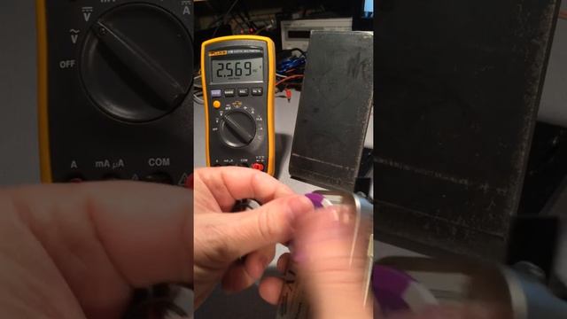 Trinket Pro Remote Multimeter Display 128x64 OLED смотреть онлайн