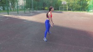 #ТелуВремя | Приседания с касанием руками пола