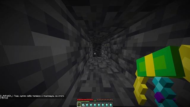 БОГАТАЯ кирка VS БЕДНАЯ кирка! Майнкрафт Битва Кирок