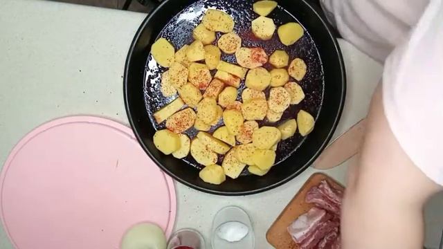 #свиные рёбрышки с картофелем в духовке# # խոզի մատներ ջեռոցում# смотреть онлайн