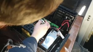 Как разобрать ИБП APC Back Ups BC замена аккумулятора в бесперебойнике