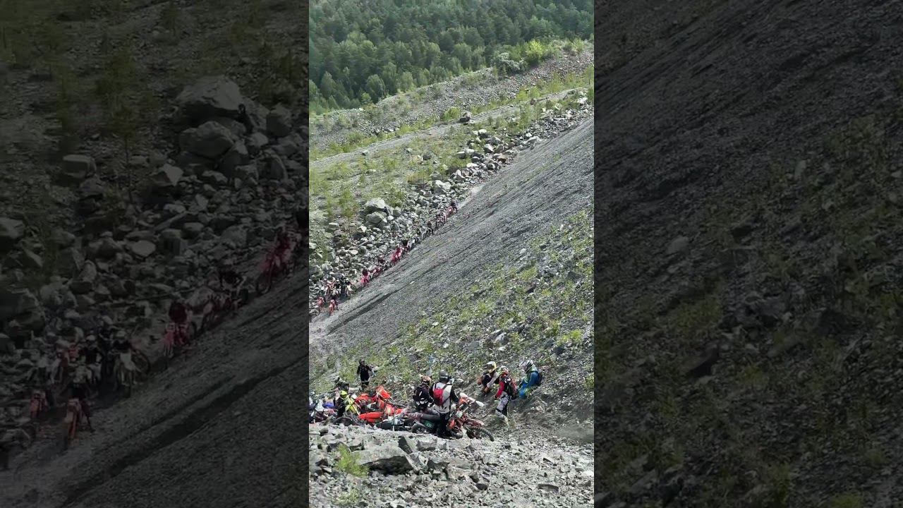 Что же сейчас происходит в классе «Любители» на гонке «Буйные есть?На Угле» #эндуро #буйныеесть смотреть онлайн