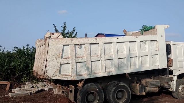 День 2. Прием Дресвы для отсыпки участка. смотреть онлайн