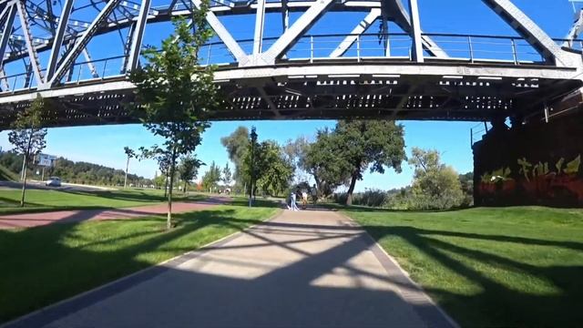 Из Киева в Ирпень на велосипеде с дроном. Ukraine. From Kiev to Irpin by bike.[eng subs] смотреть онлайн