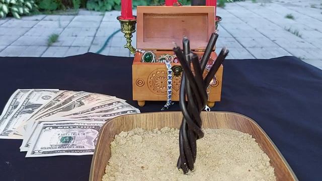 ВЫЖЕЧЬ ДОРОГУ К ДЕНЬГАМ. ДЛЯ ВСЕХ. Ведьмина изба ? ИНГА ХОСРОЕВА смотреть онлайн