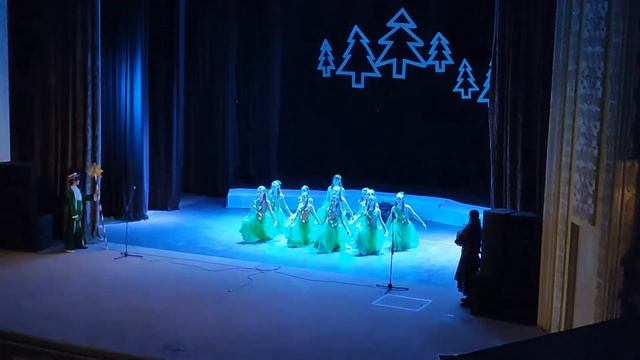 Новогодний спектакль "12 месяцев". Украина январь 2022. смотреть онлайн