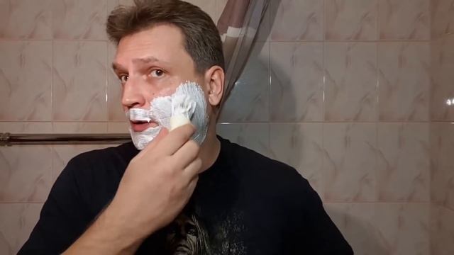 КРОВЬ и СЛЁЗЫ (бюджетного бритья) Бритьё! смотреть онлайн