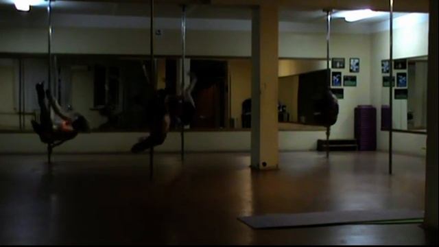 Astrakhan Pole Dance Class SixOneSix смотреть онлайн