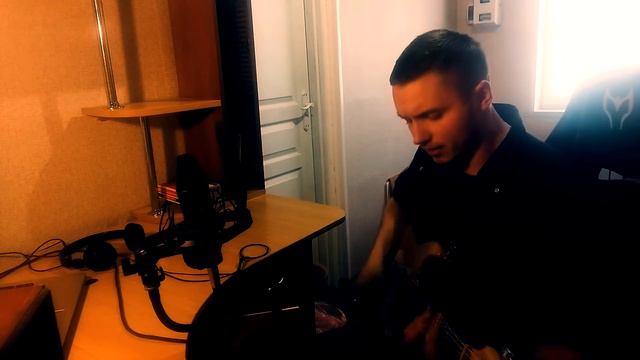 Песня под гитару ( Kentukki- "Замигает свет") смотреть онлайн