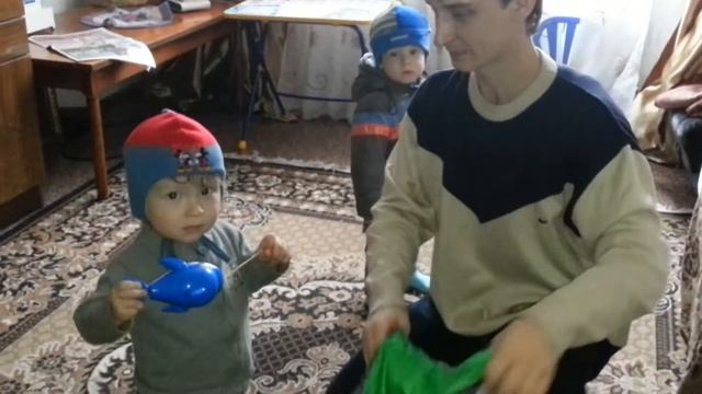 Приехали в город с детьми. В каких условиях мы жили в городе смотреть онлайн