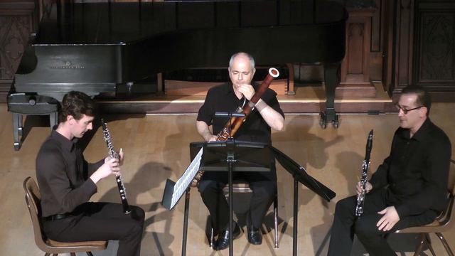 Ibert Five Pieces for Oboe, Clarinet and Bassoon смотреть онлайн